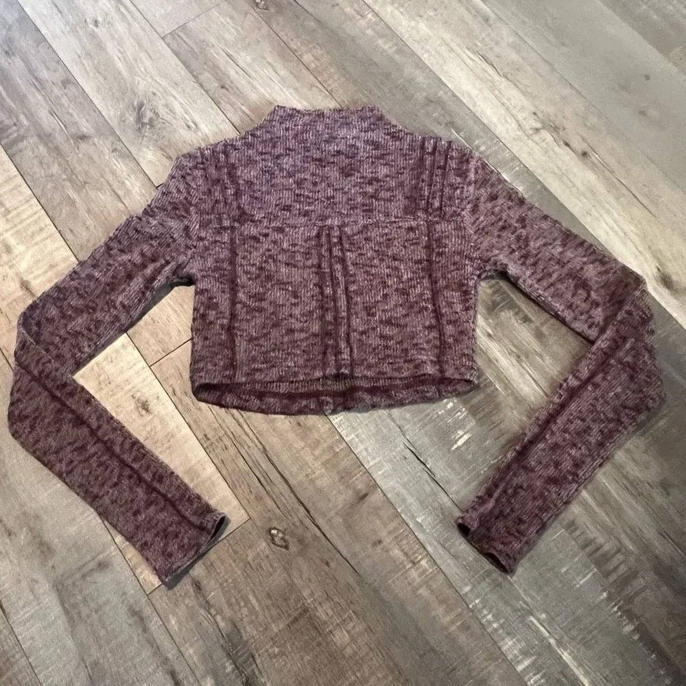 [out from under mock neck long sleeve crop sweater merlot size xs